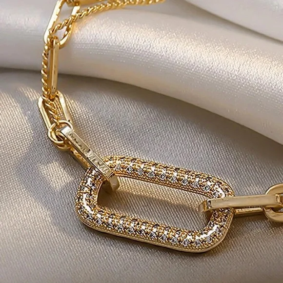 Rhinestone Decor Bracelet - Picture 2 of 4